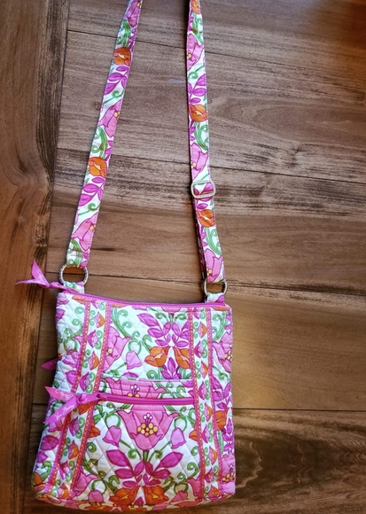 Vera Bradley Handbags - Vera Bradley cross-body purse